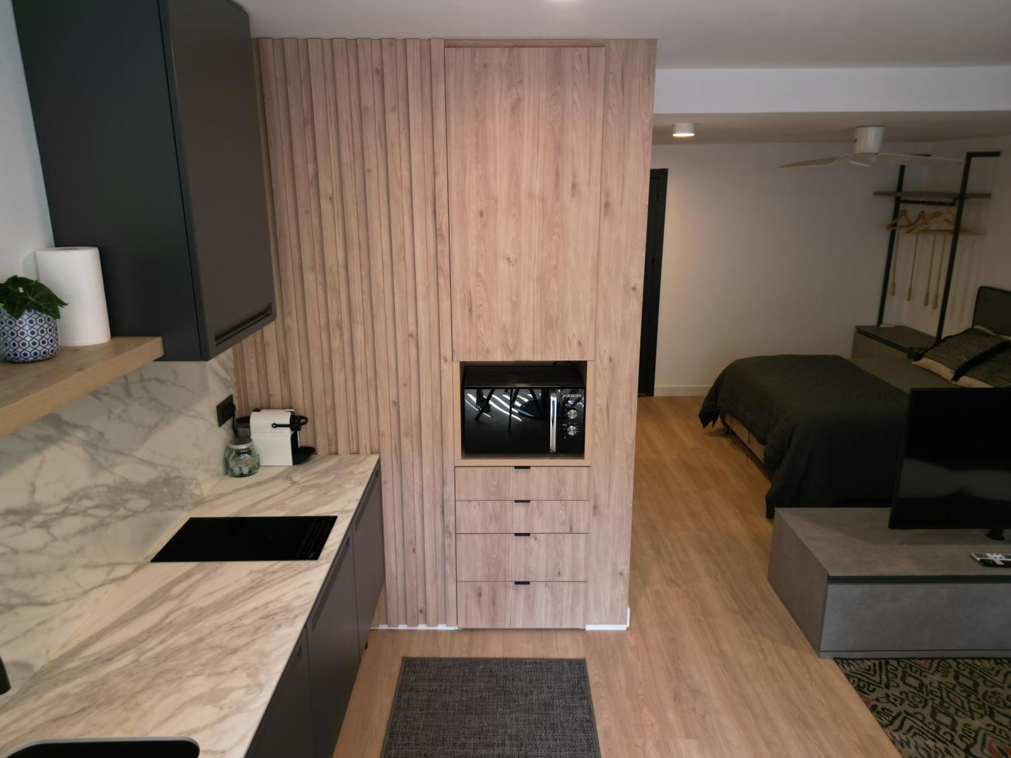 Apartaments Turistics Cardona IV ภายนอก รูปภาพ