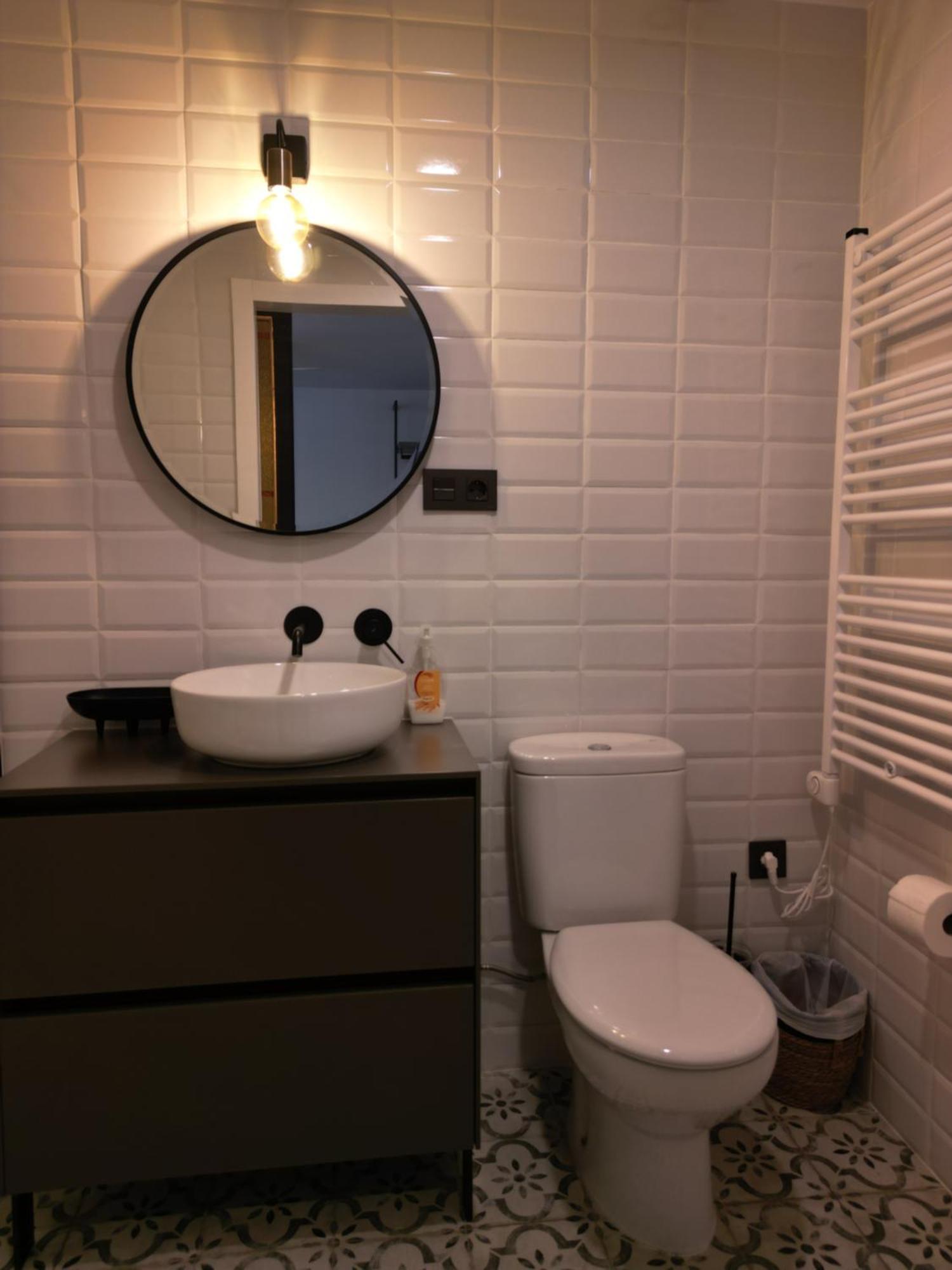 Apartaments Turistics Cardona IV ภายนอก รูปภาพ