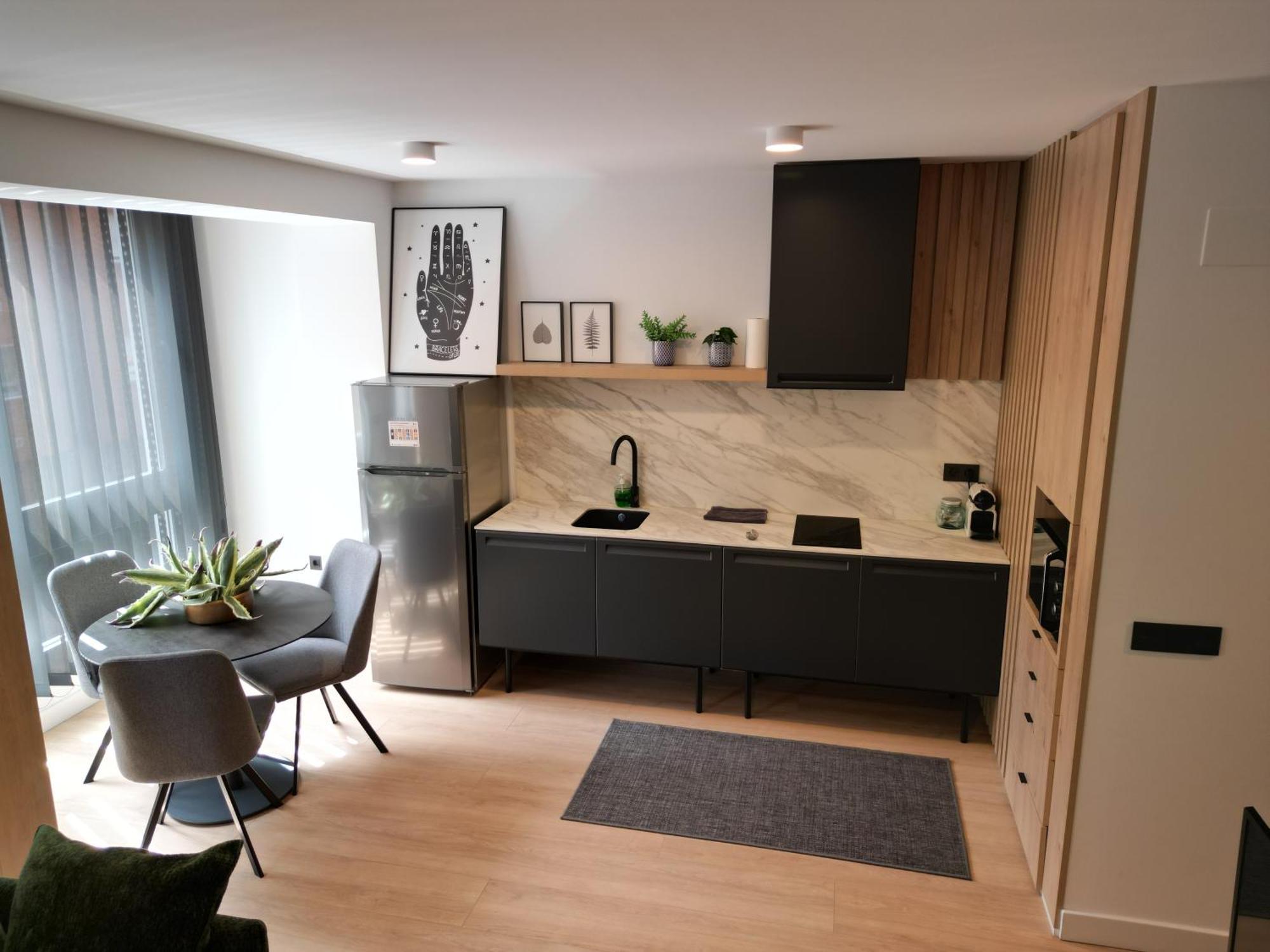 Apartaments Turistics Cardona IV ภายนอก รูปภาพ